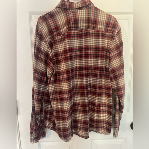 Red flannel long sleeve men’s medium - Picture 2 of 2